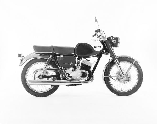305 YM-1 de 1965